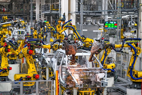 增強必勝信心 贏得戰略主動 黨的二十屆四中全會錨定中國式現代化新目標與禮儀服務的重要性